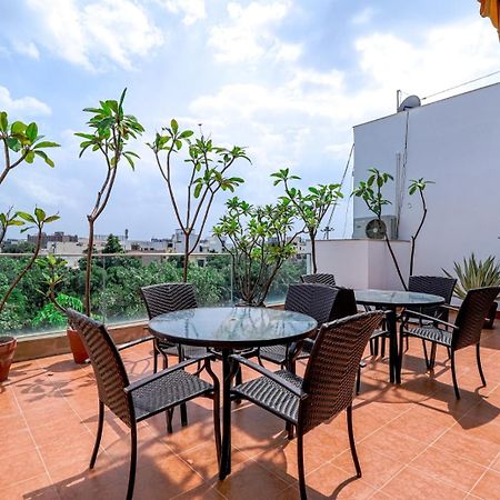 Ferienwohnung Ahuja Residency Noida Exterior foto