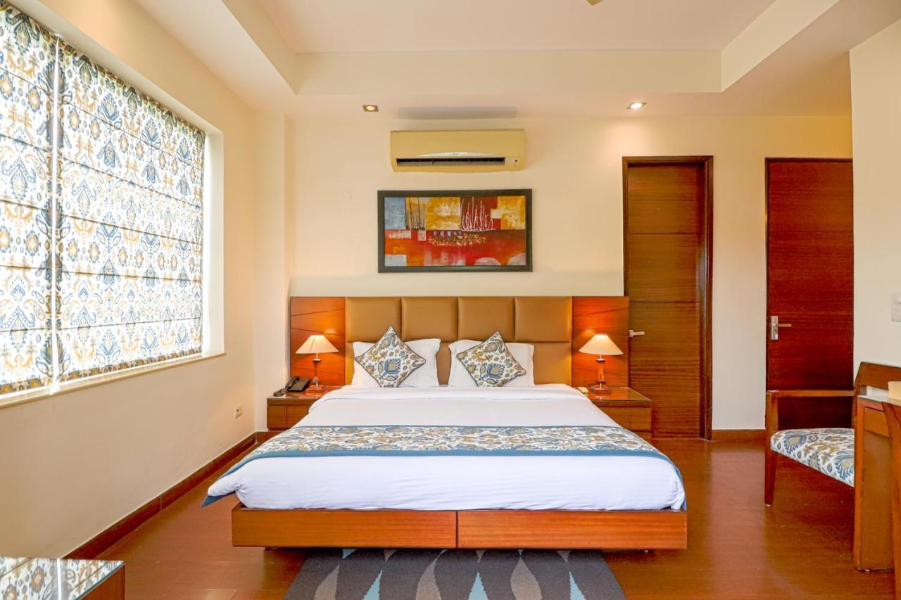 Ferienwohnung Ahuja Residency Noida Exterior foto