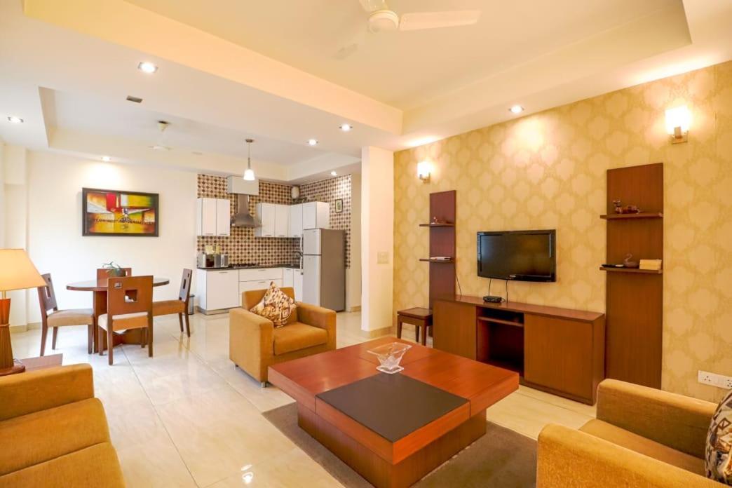 Ferienwohnung Ahuja Residency Noida Exterior foto
