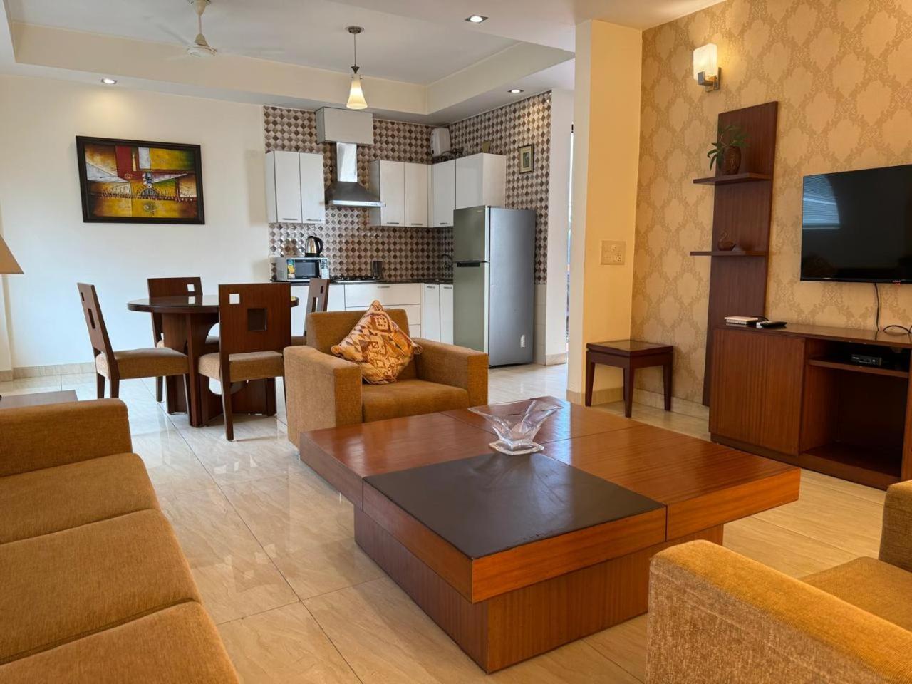 Ferienwohnung Ahuja Residency Noida Exterior foto